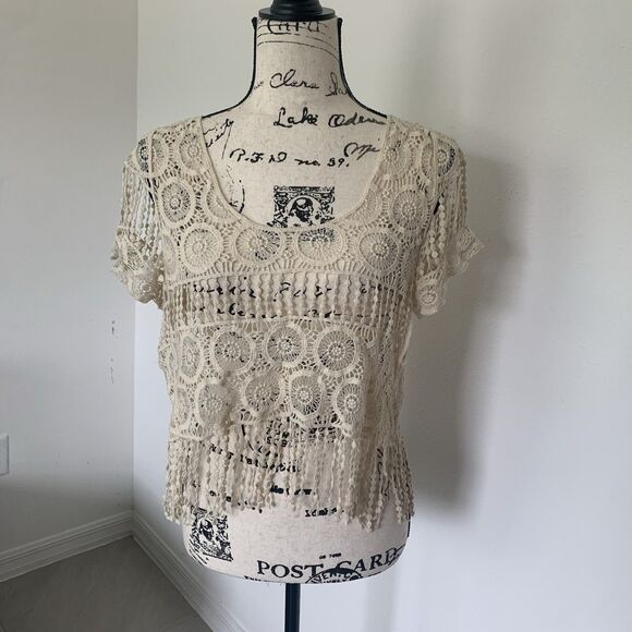 Dulcie Women's M 100% Cotton Crochet Crop Top Ivory Fringe Hippie Boho Festival - Picture 1 of 4